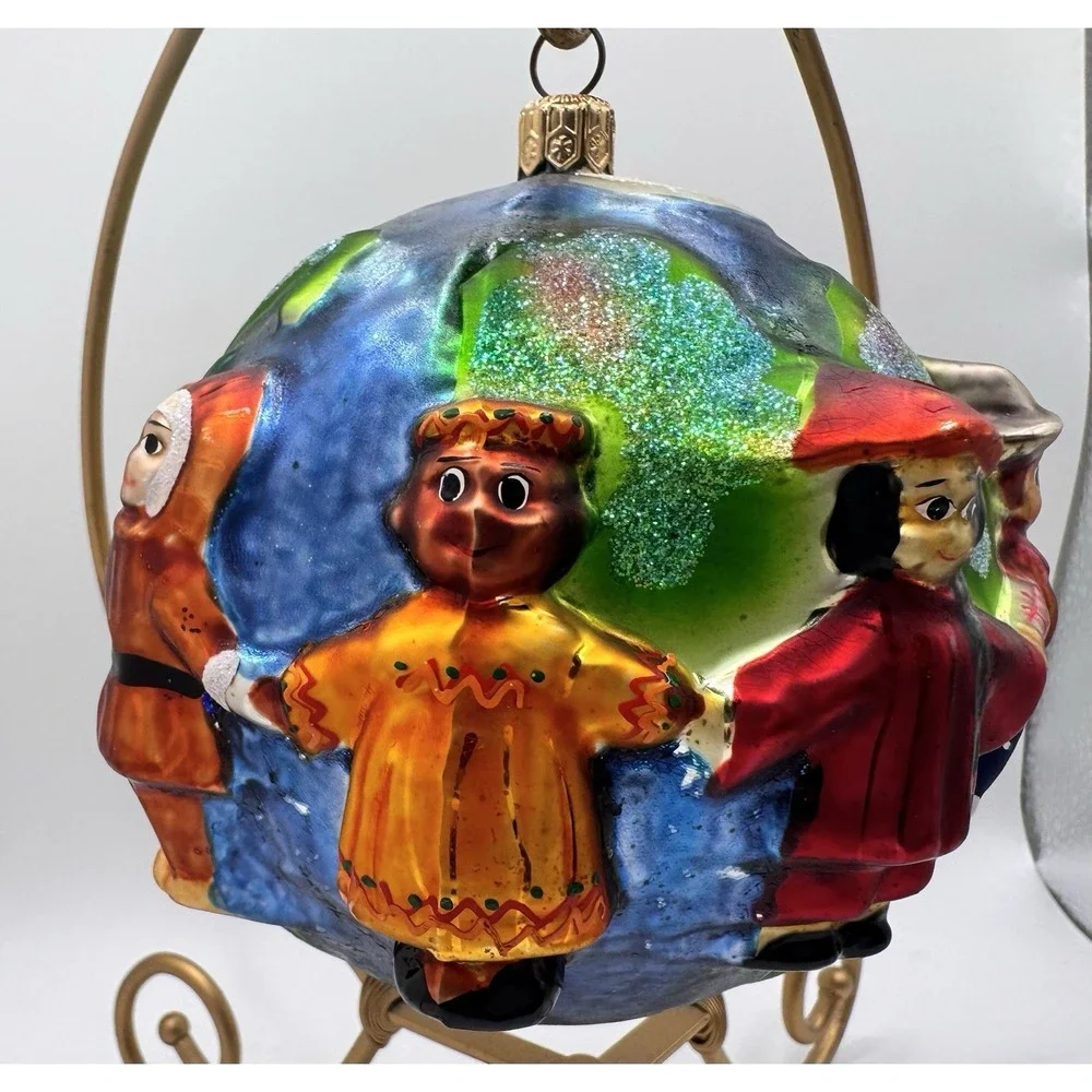 Christopher Radko United We Stand Christmas Ornament World Holding‎ Hands 1999